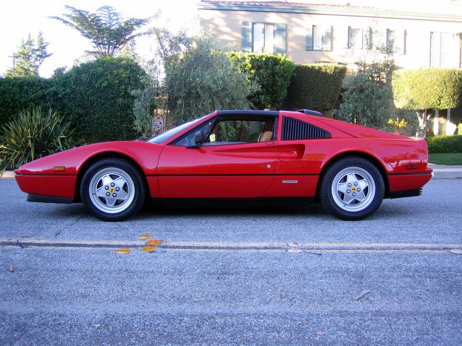  Ferrari 328 GTS 1989 года  (фото 6 из 16)